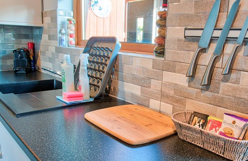 Llanycil Cottage | ARENIG - BALA LAKE, romantic in Bala