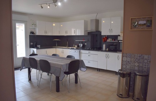 Argeliers House | Argeliers (Aude), Languedoc. House 9 persons with swimming pool. 40 min from the beaches