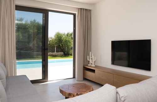 Psarou Villa | Ariadne Elegant Villa
