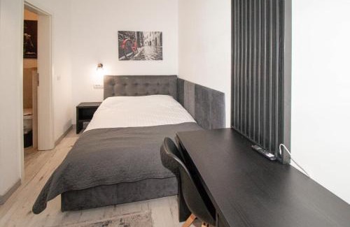 Center Apartment | ARINI WHITE HOUSE