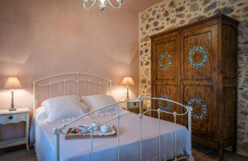 Pombia Apartment | Arismari Houses - Levanda & Rosa