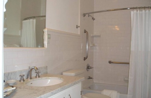 Blenman-Elm Hotel | Arizona Inn