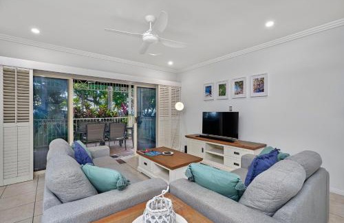 Clifton Beach Apartment | Arlington Apartments