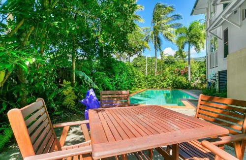 Clifton Beach Apartment | Arlington Apartments