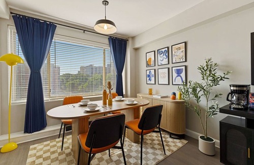 Radnor - Fort Myer Heights Apartment | Arlington Getaway | Near Trails + Parking + Metro