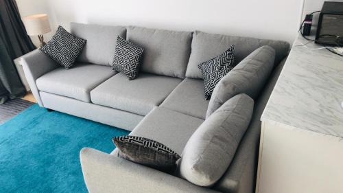 Bicester House | Arma Short Stays 46 Bicester - Sleeps 3 - Free Parking & Garden
