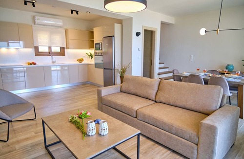 Afionas Apartment | Armikes Beachfront Suite 4 Afionas Corfu