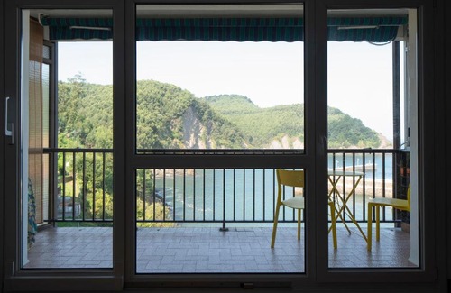 Arminza Apartment | Armintza Port by Aston Rentals