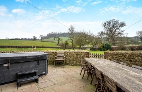 Pulham House | Armswell House