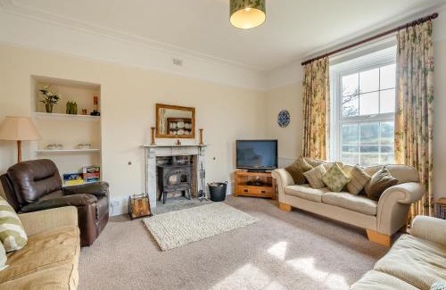 Pulham House | Armswell House