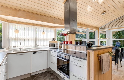 Aalbaek House | "Arny" - 1.5km from the sea by Interhome