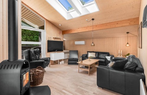 Aalbaek House | "Arny" - 1.5km from the sea by Interhome