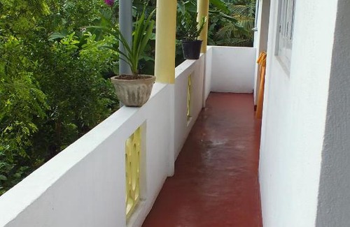 Akurala Bed & Breakfast | Arogya Resort