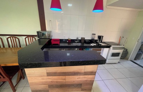 Centro House | Arraial season 2. Beach of the Angels to 200m! Air conditioning and wi-fi.