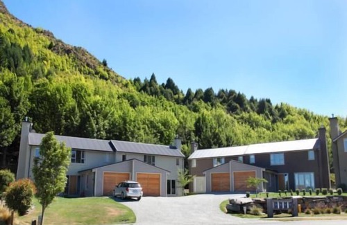 Arrowtown Apartment | Arrowfield Apartment
