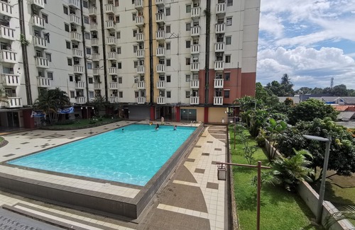 Depok Apartment | ARSAKHA 002 Apartemen Cibubur Village by Indah Room