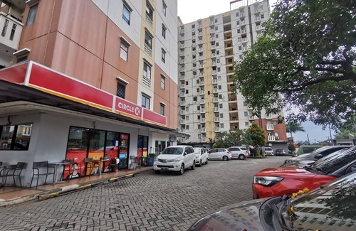 Depok Apartment | ARSAKHA 002 Apartemen Cibubur Village by Indah Room