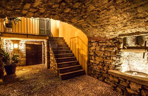 Cernobbio Apartment | Art Apartment with turkish bath and terrace with lake view