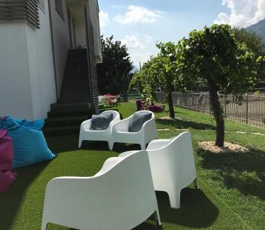 Costa Volpino Bed & Breakfast | Art B&B Design