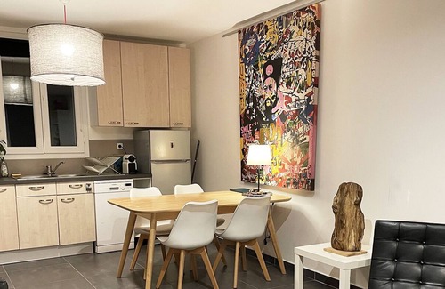 Duingt Apartment | Art Britel