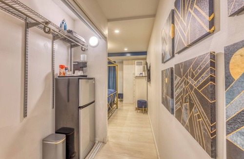 East Side Condo | Art Deco Broadway Bedroom (with Shared Common Area)