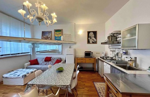 Molina Apartment | ART DISTRICT LOFTS IN VENICE