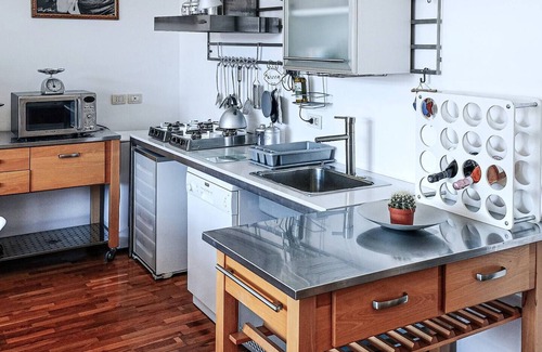 Molina Apartment | ART DISTRICT LOFTS IN VENICE
