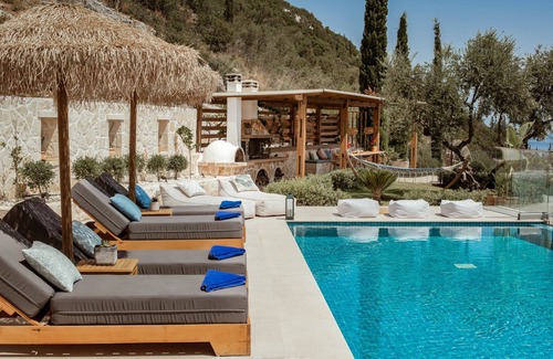 Khartata Villa | Artemis Villas - Spectacular Views & Large Groups