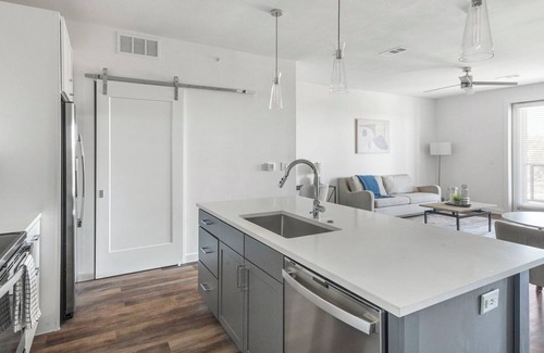 Austin Apartment | Artesian 1BD 19 - One Bedroom Apartment, Sleeps 2