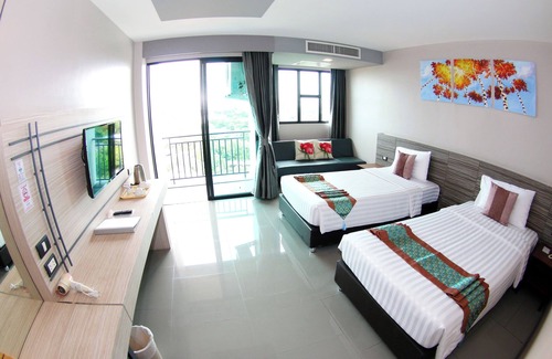 North Pattaya Hotel | Arthitaya Green Nature Hotel & Lakkhana