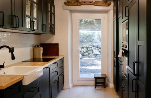 Arties Apartment | Arties Lodge