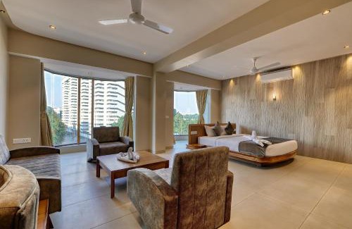 Ellis Bridge Hotel | Artilla Inn
