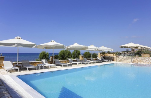 Marathopoli Apartment | Artina Hotel
