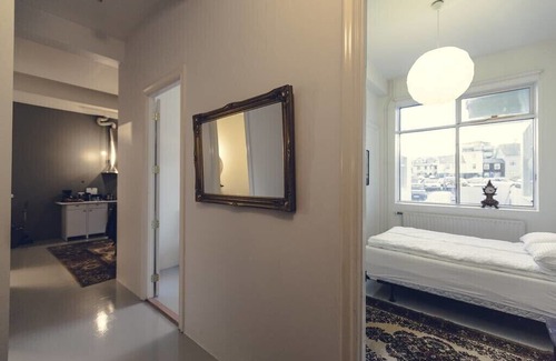 Downtown Apartment | "Artist" apartment in downtown Reykjavik