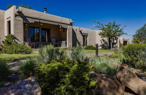 Downtown Santa Fe Apartment | Artist Road #30