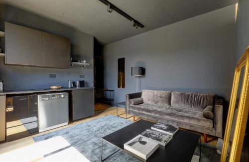 2nd Arrondissement Apartment | Artiste atelier Bail Mobilité Palais Royal