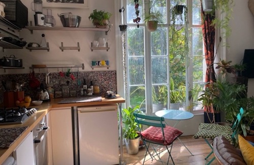 Coldharbour Apartment | Artistic spacious flat in the heart of vibrant Brixton