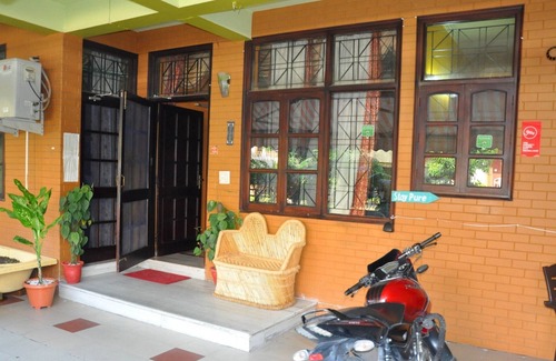 Rishikesh Cottage | Artistically Designed Room near Ganga Vatika