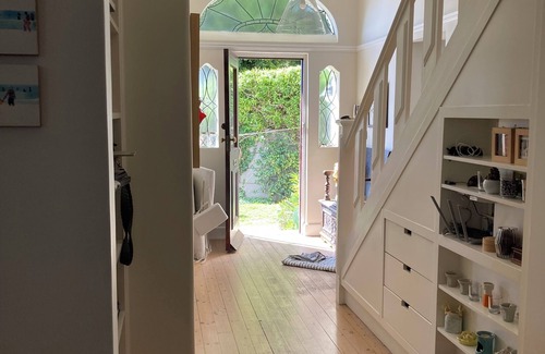 Sea Point House | Artist’s home in the Avenues, 3-bedroom house in amazing Cape Town with WiFi