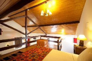 Cadaval Bed & Breakfast | Artvilla