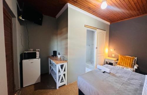 Quigney Beach House | Aruwaa