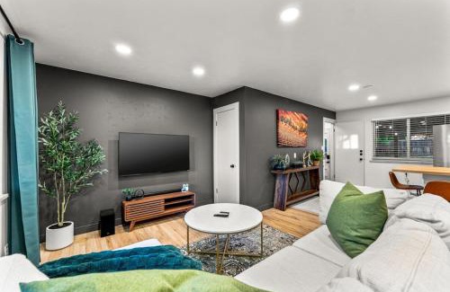 Scenic Heights House | Arvada Hotspot Modern Vibes Sauna and Games