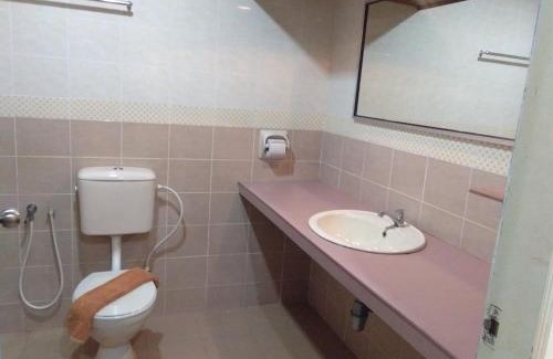 Tok Bali Hotel | Arwana Inn Tok Bali