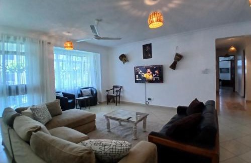 Nyali Apartment | Ary Homestay Nyali- A Walk to Nyali Beach
