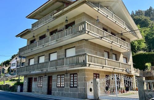 Poio House | As Adegas