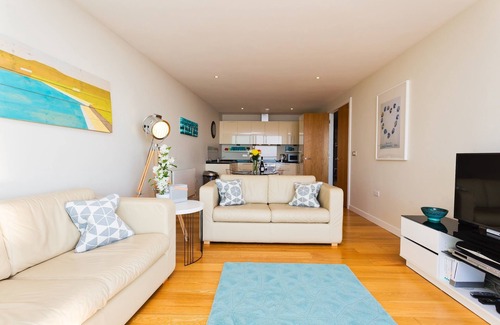 Westleigh Apartment | AS SEEN ON TV! Headlands Luxury Beachside Apartment