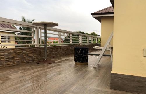 Kwabenyan Cabin | Aseda Lodge Gh