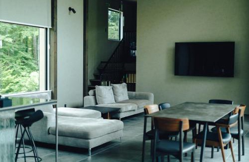 Narusawa Villa | ASH Villa Fujikawaguchiko