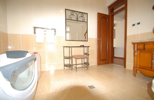 Debre Zeyit Hotel | Asham Africa Hotel and Resort