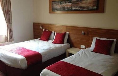 Ashbourne Hotel | Ashbourne House Hotel